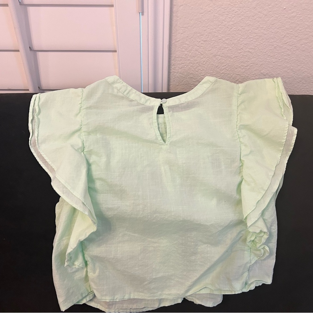 ⚠️BRAND NEW ⚠️ lime green GB girls blouse